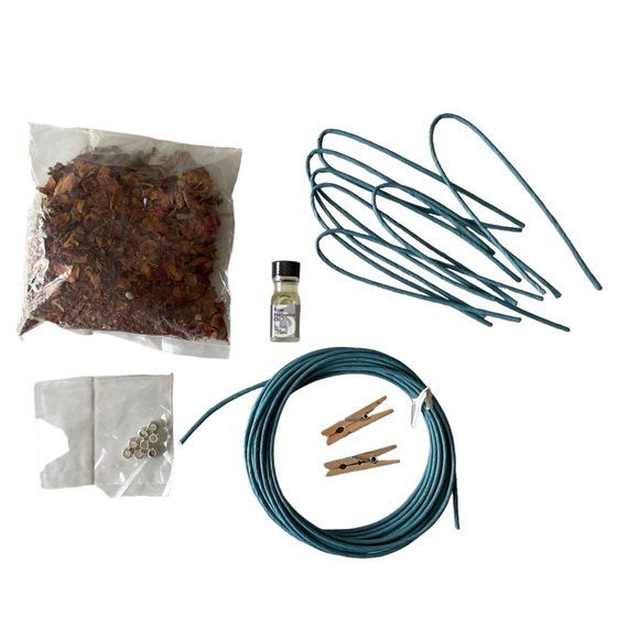 CREATIVE WOMAN Kit of the Month Club Woven Potpourri Basket Kit Blue Vintage - Picture 3 of 7